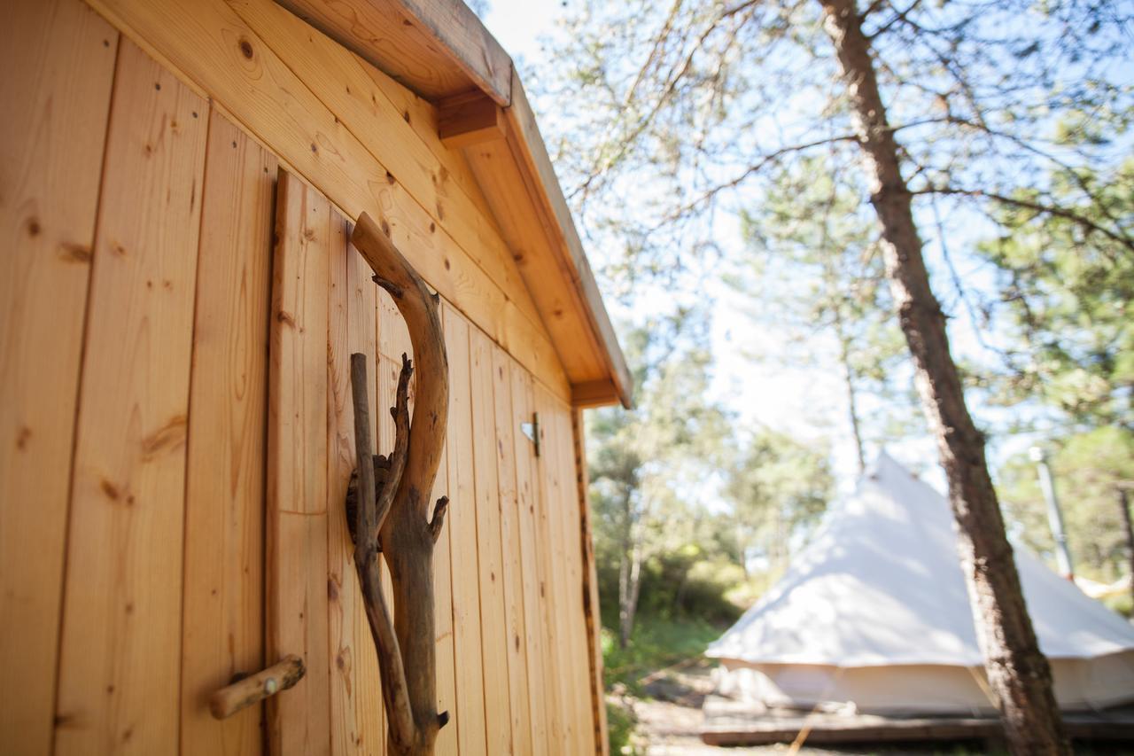 Forest Days Naves  ภายนอก รูปภาพ